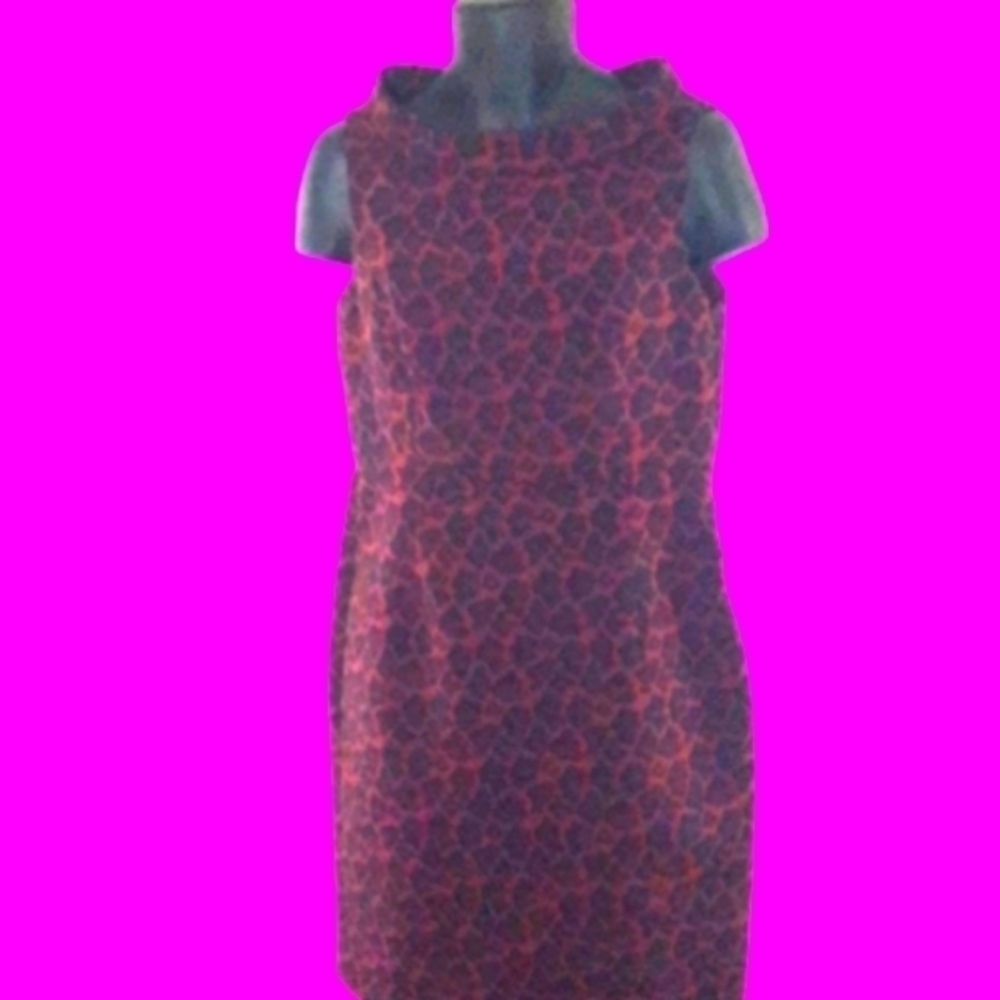 Stunning Anne Klein Maroon Leopard Print Dress, 14 - Picture 4 of 8